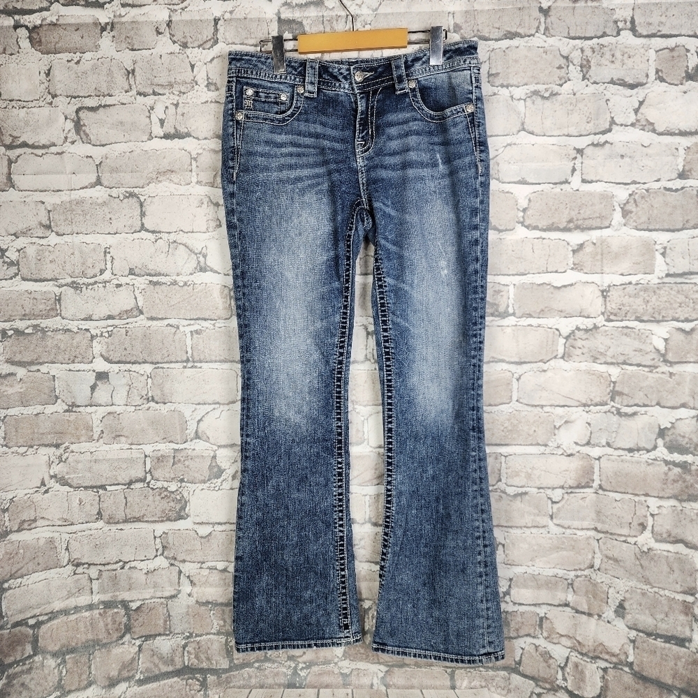 Miss Me Mini Flower Mid Rise Bootcut Jeans Rhinestone Embellished Blue 30 x 32